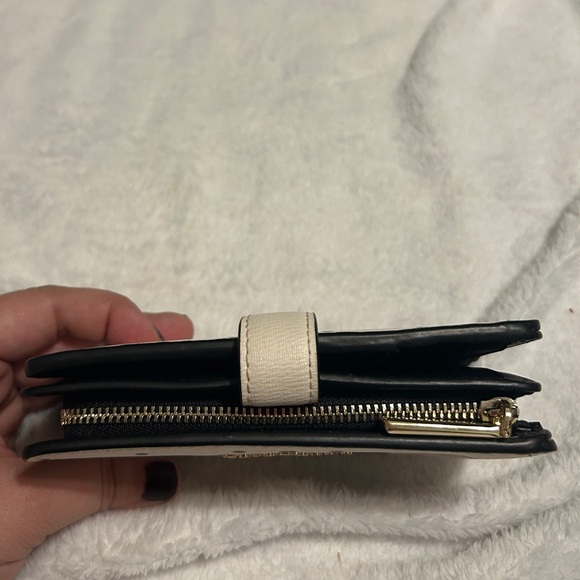 Disney x Kate Spade Beauty and the Beast Medium Compact Bifold Wallet - Picture 6 of 9